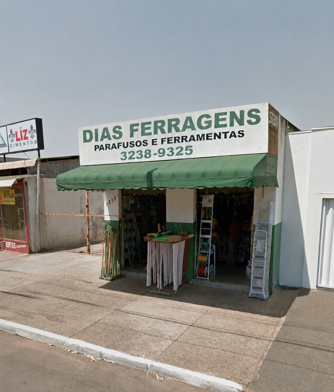 Fachada da Dias Ferragens em Uberlândia