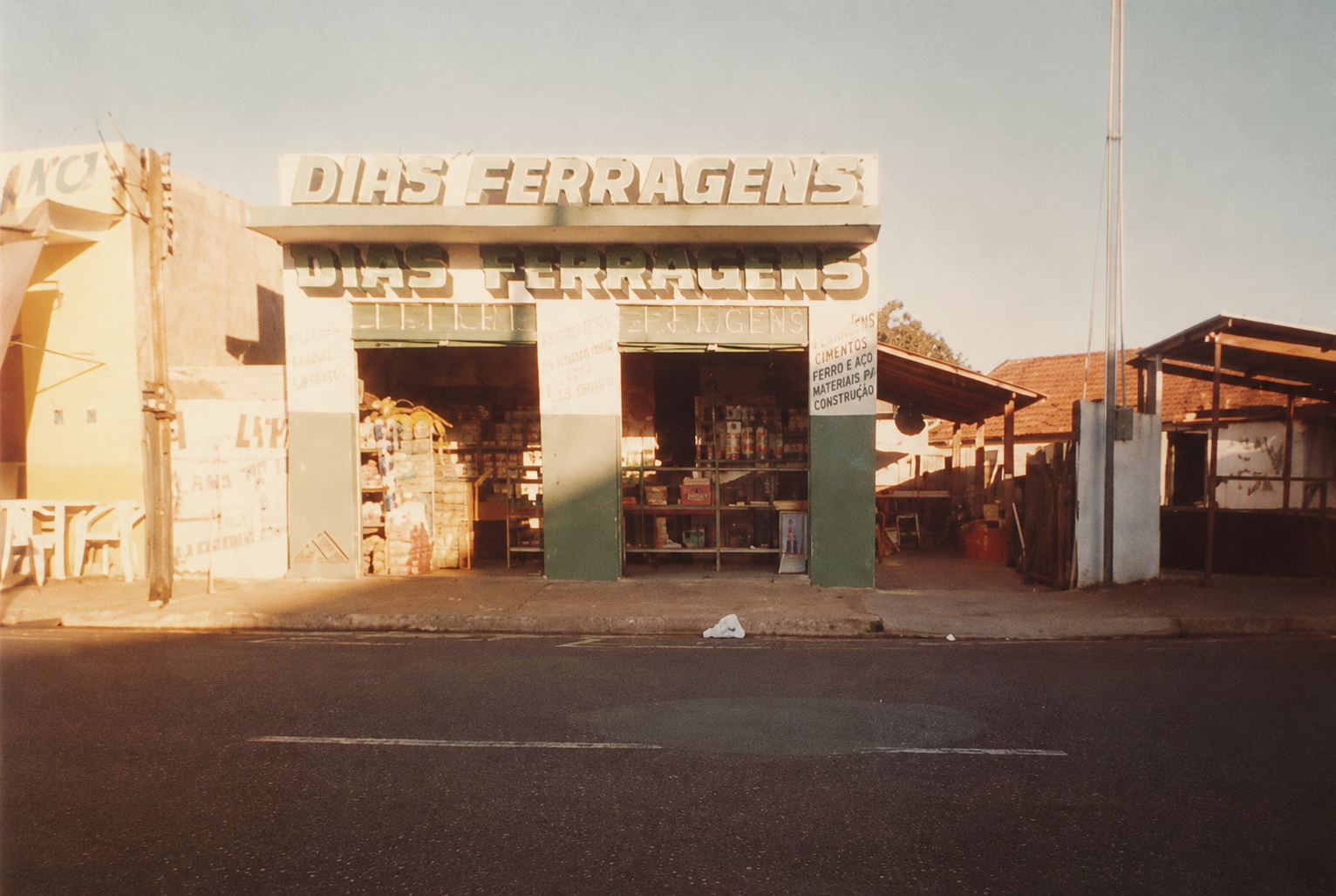 Loja Dias Ferragens em uma fase anterior